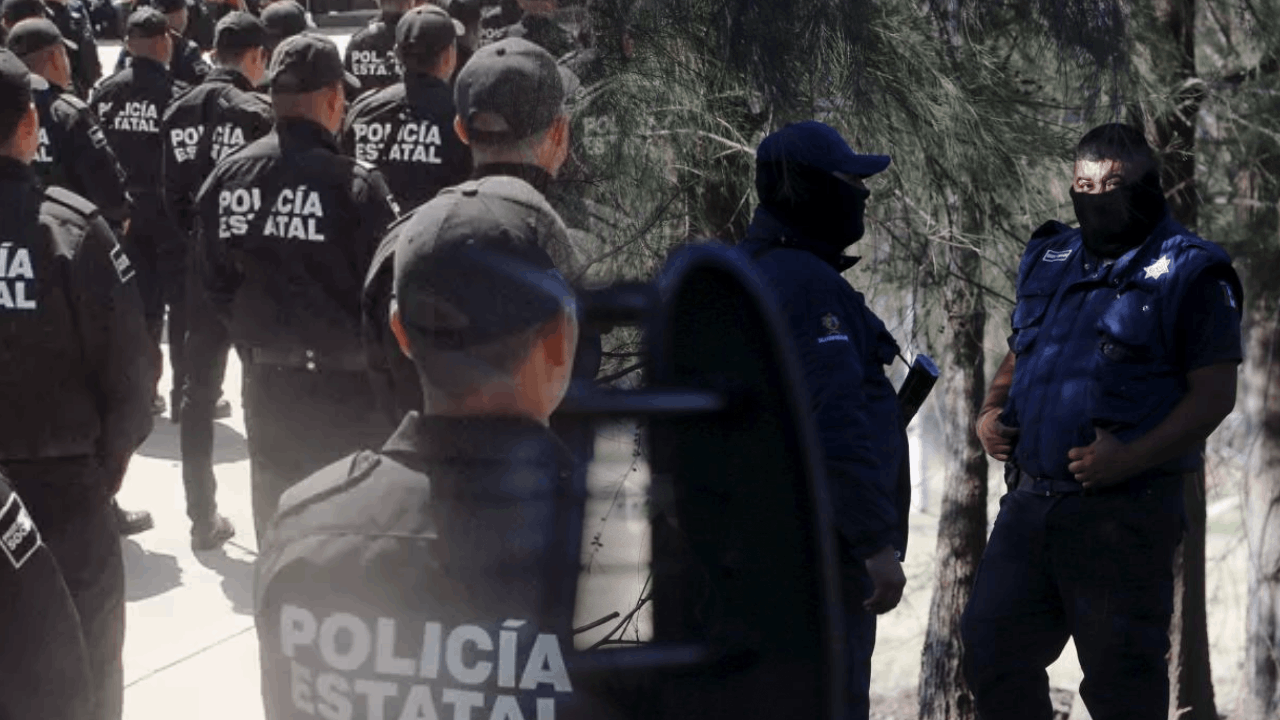 Polisten Polise Büyük Operasyon! 100'den Fazla Gözaltı Var