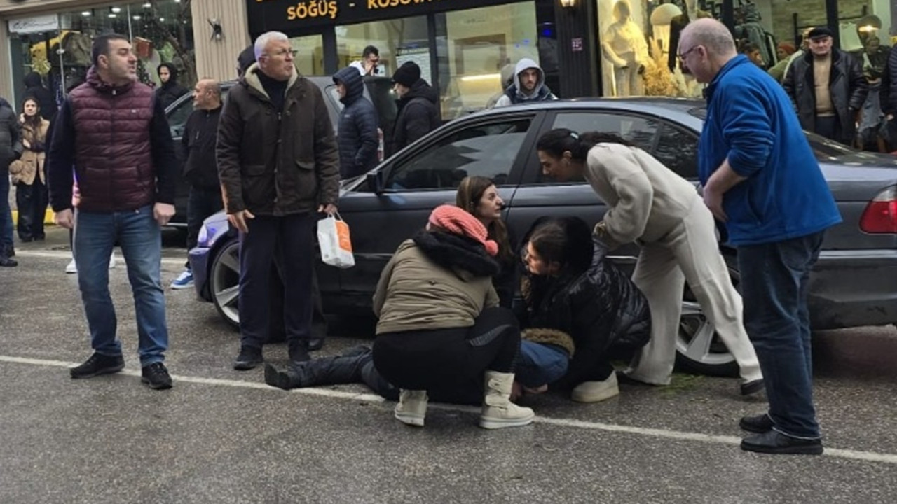 Balıkesir'de Otomobil 11 Yaşındaki Çocuğa Çarptı