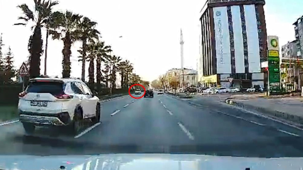 2025'in İlk Sabahı Trafikte Dehşete Düşüren Manzara! 'Yeni Yıla Tersten Girmiş'