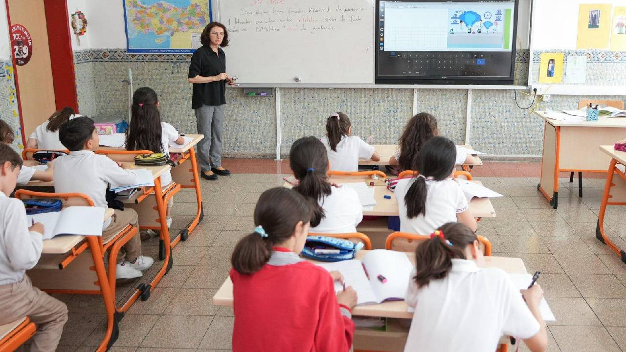 MEB Duyurdu: Türkiye'nin 81 İlinde Bütün Okulları Kapsayacak Değişiklik