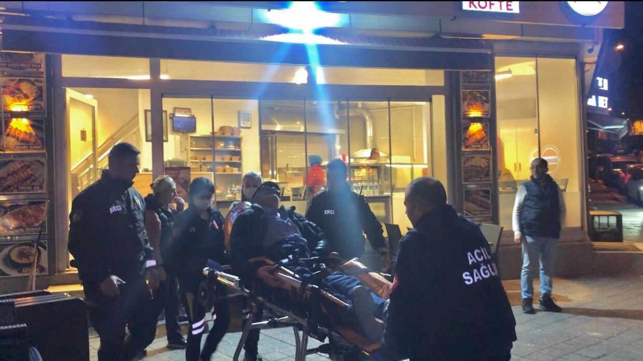 Yaşlı Adamı Telefonu İçin Bıçakladılar
