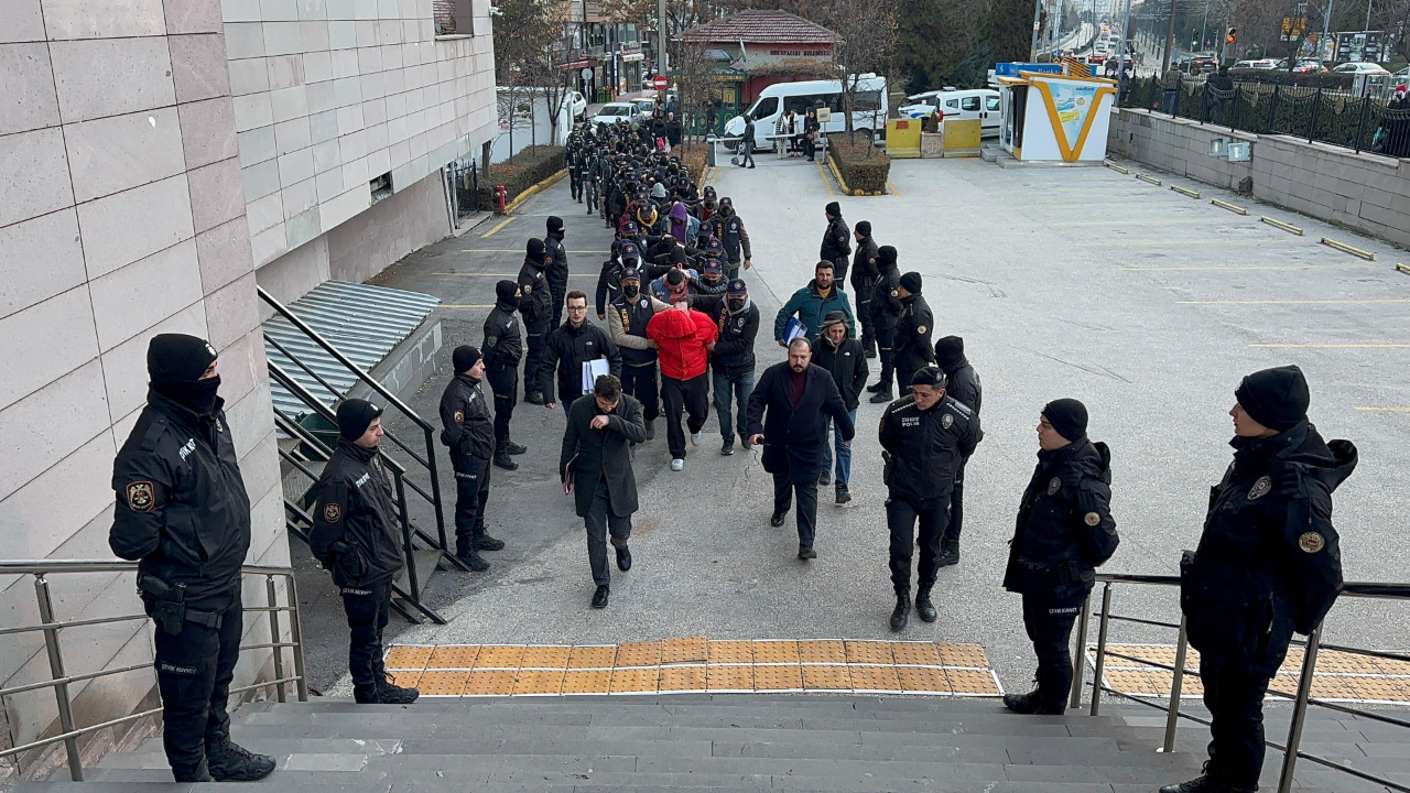 Yasa Dışı Bahisle 516 Milyon Liralık Vurgun: 13 Kişi Tutuklandı