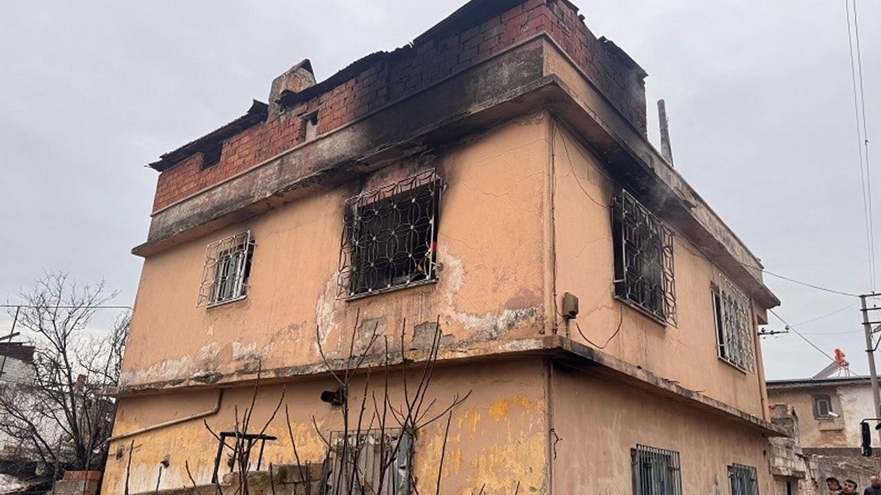 Aydın'da Ev Yangını! Bina Kül Oldu