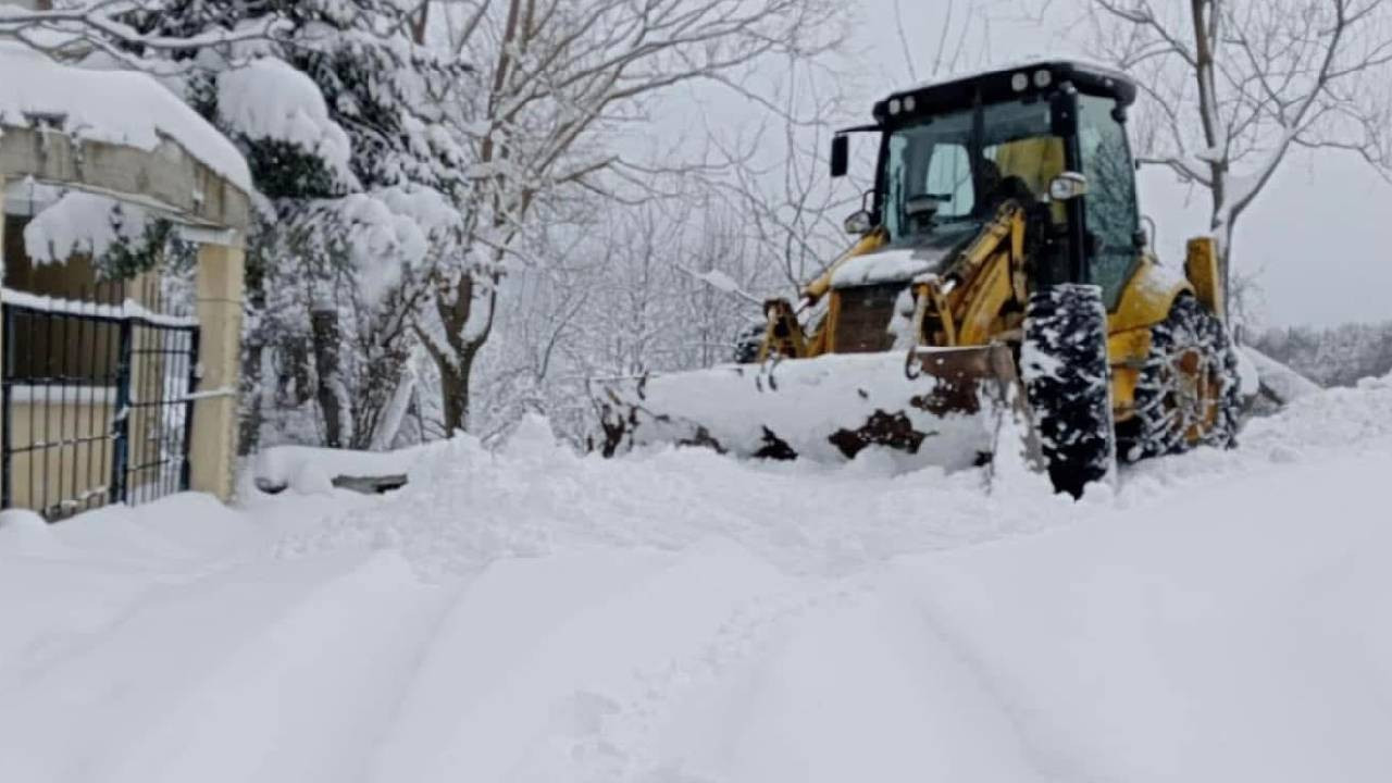 Sinop'ta Yoğun Kar Nedeniyle 357 Köy Yolu Ulaşıma Kapandı