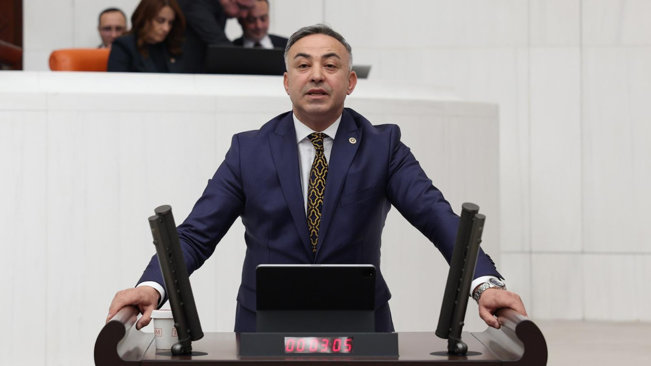 CHP’den Siber Güvenlik Kanunu’na Tepki: Halkın Gündeminde Biber Var