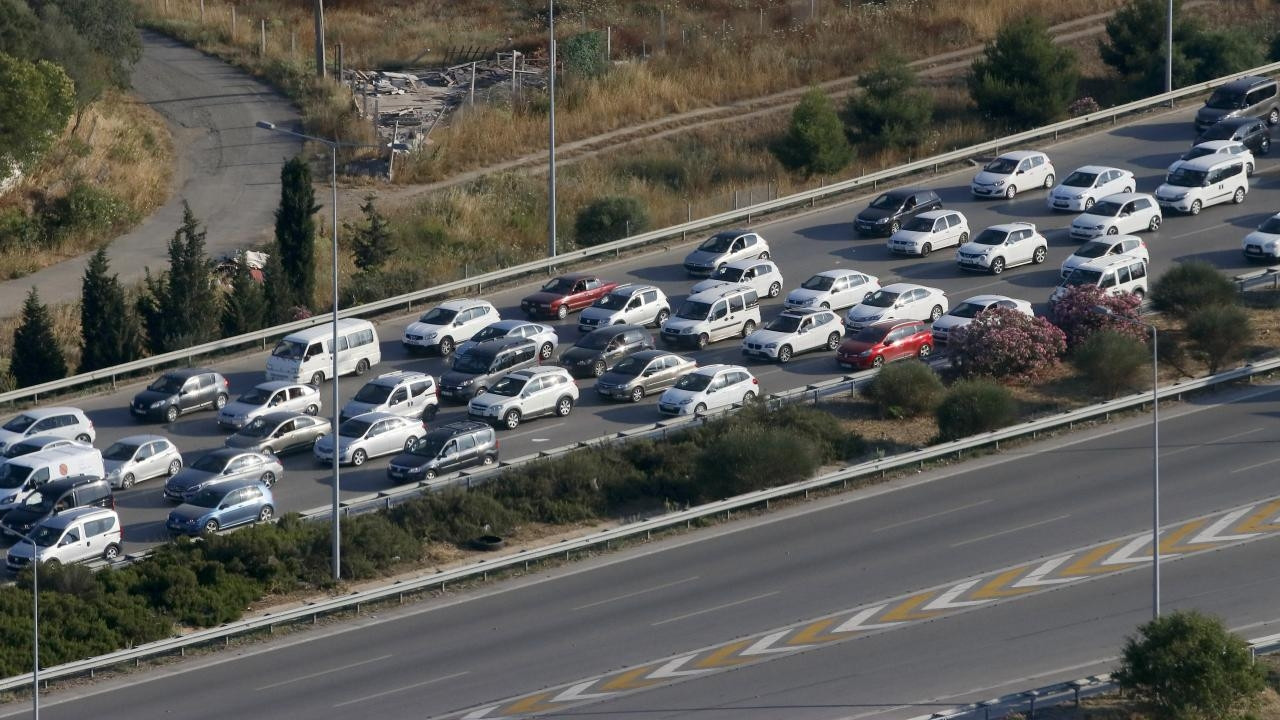 Trafikte Yeni Düzenleme! Bunu Yapanın Ehliyetine El Konulacak: Yasa Teklifi Meclis’te