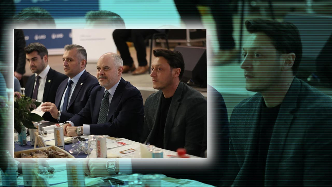Yeşil Sahalardan Siyaset Sahasına… İşte AKP’ye Katılan Mesut Özil’in İlk Programı