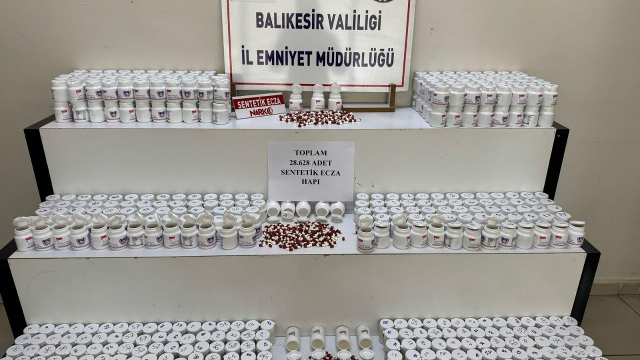 Balıkesir’de Uyuşturucu Baskını, On Binlerce Hap Yakalandı 