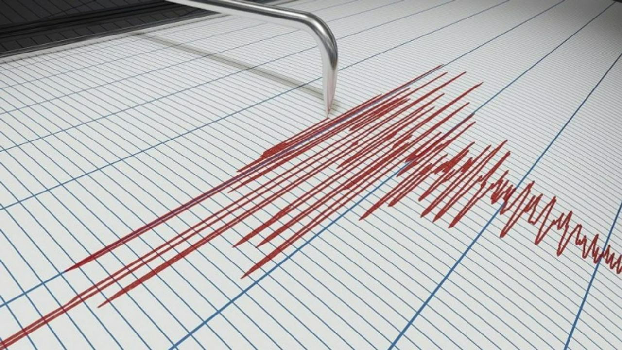 Papua Yeni Gine'de Korkunç Deprem! Tsunami Uyarısı Yapıldı
