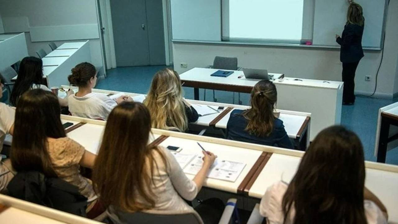 İstanbul'da Okullar ve Üniversiteler Tatil Edildi