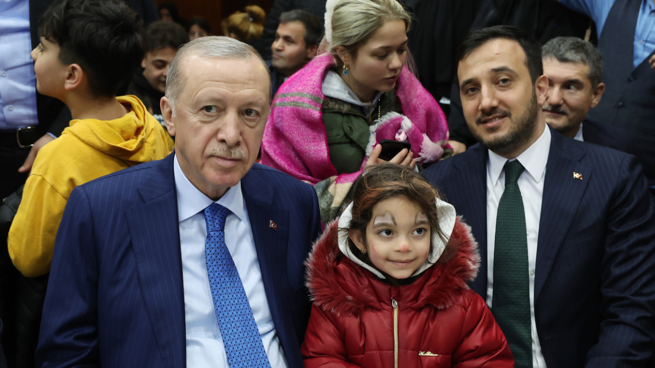 Cumhurbaşkanı Erdoğan'dan Depremden Etkilenen Vatandaşlara Ziyaret