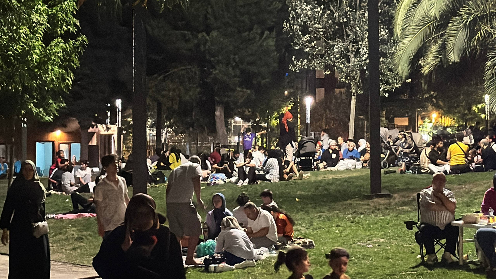 Balıkesir'de 6.1 Büyüklüğünde Deprem! İstanbul'da da Hissedildi - Resim : 2