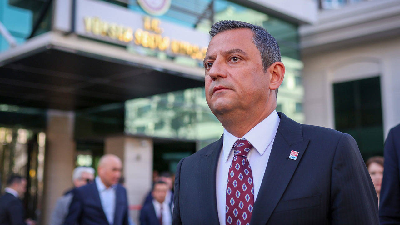 Özgür Özel’den Bahçeli’nin Çok Konuşulan Dava Mesajına Yanıt: 'Son Derece Kıymetli Buluyoruz' - Resim : 1