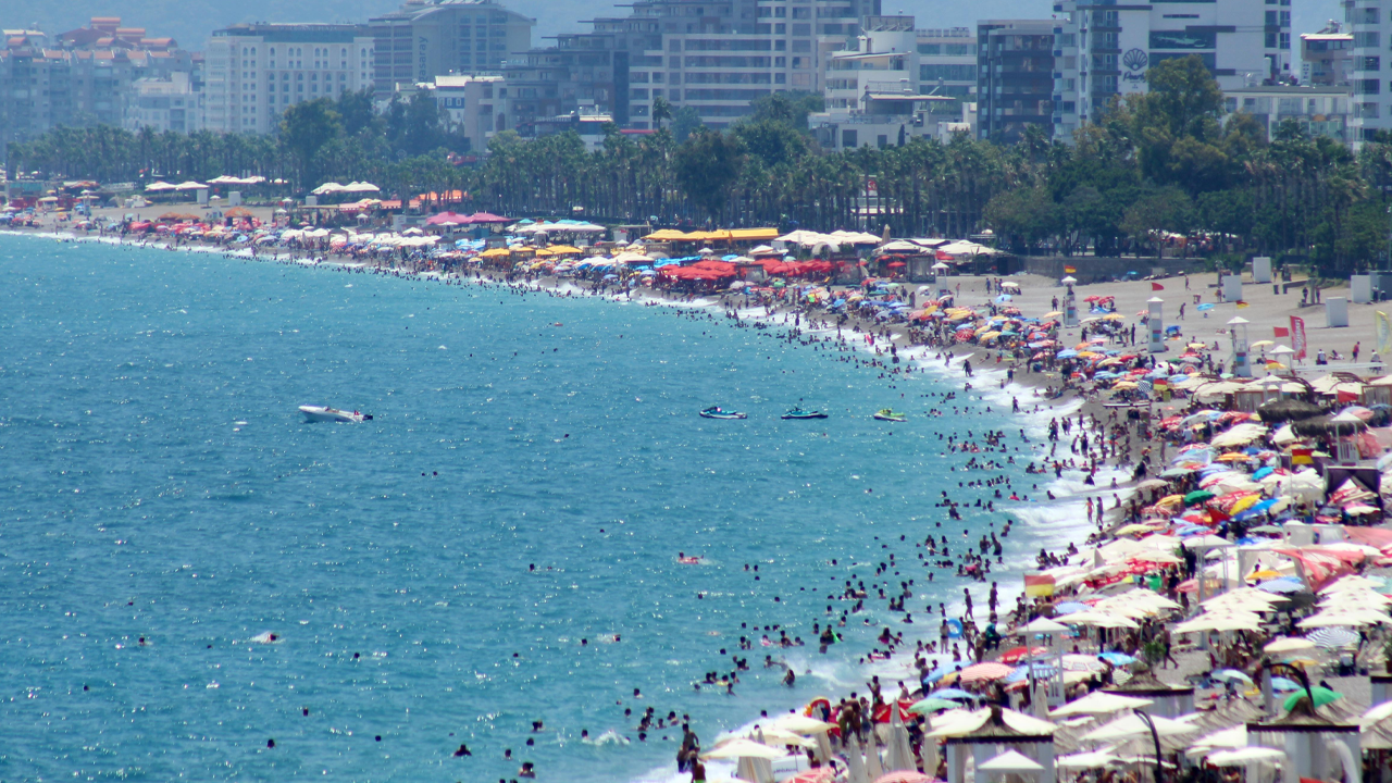 Turizmin Başkentinde Facia Alarmı! Her Yerde Var… Ölüme Davetiye Çıkarıyorlar - Resim : 1