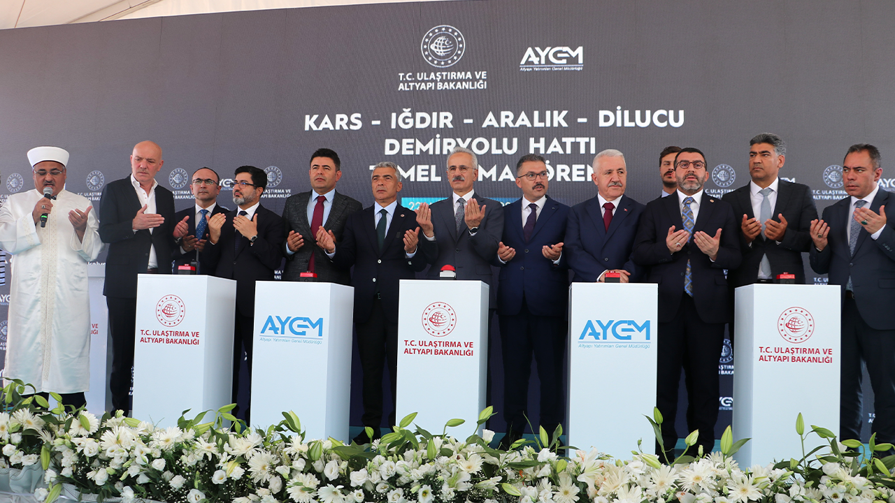 Türkiye’den 110 Milyarlık Tarihi Adım! Avrasya'nın Kalbine Uzanan Hat: Zengezur Koridoru... 5,5 Milyon Yolcuya Kapı Açacak - Resim : 2