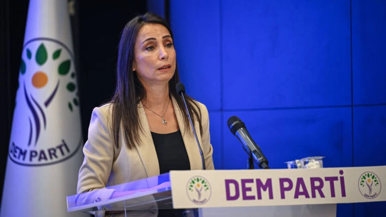 Tülay Hatimoğulları’ndan Meclis Komisyonu’na Tarihi Çağrı: ‘Derhal Öcalan ile Temasa Geçmeli’ - Resim : 1