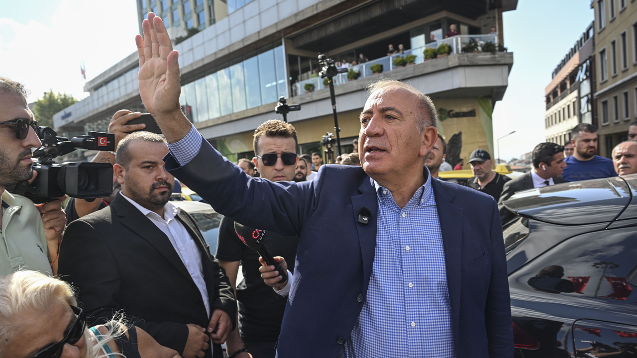 Gürsel Tekin Olağanüstü İl Kongresi’nde Oy Kullanabilecek mi? YSK, Son Noktayı Koydu - Resim : 1