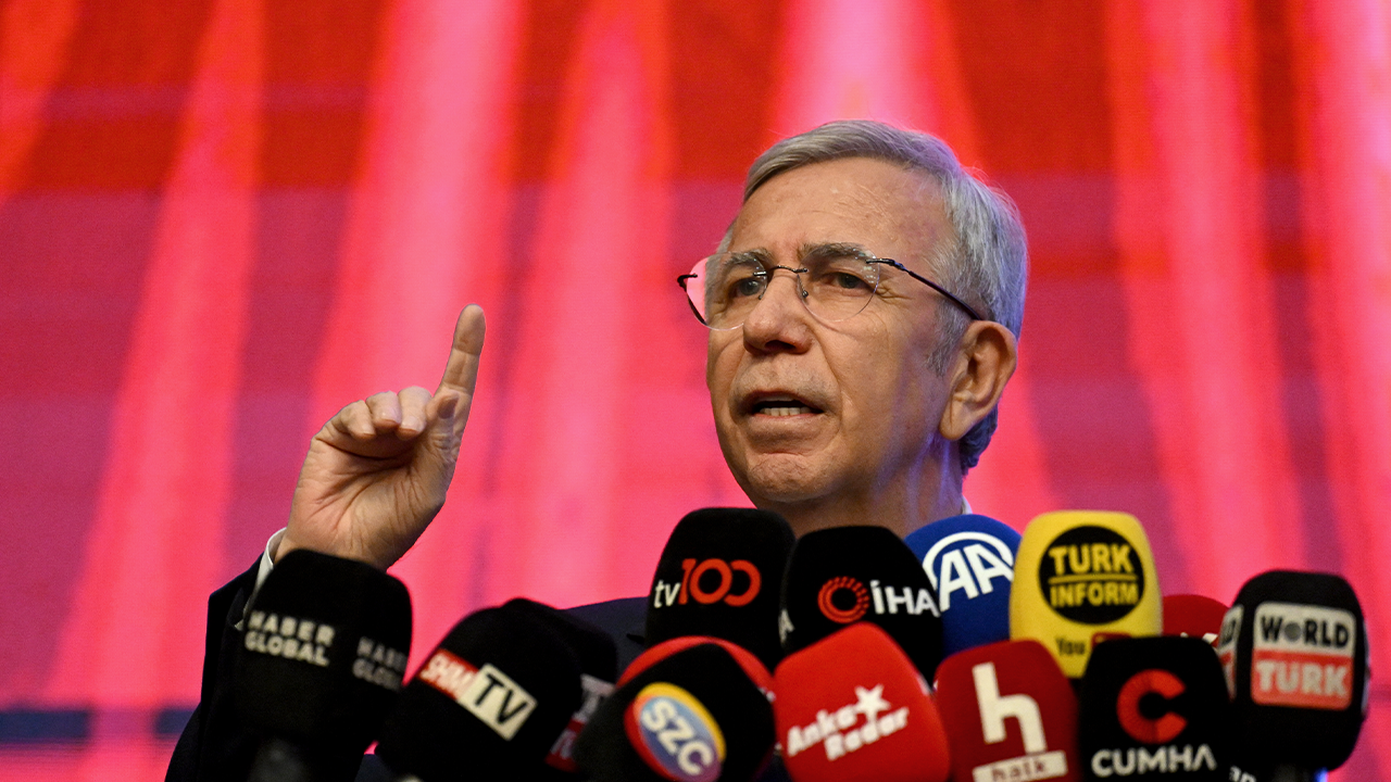 Melih Gökçek Döneminde Gong Çalarak Kazanmıştı! Hollandalı Süper Model Bir Vuruşluk Serveti Nerede Harcadı? - Resim : 1