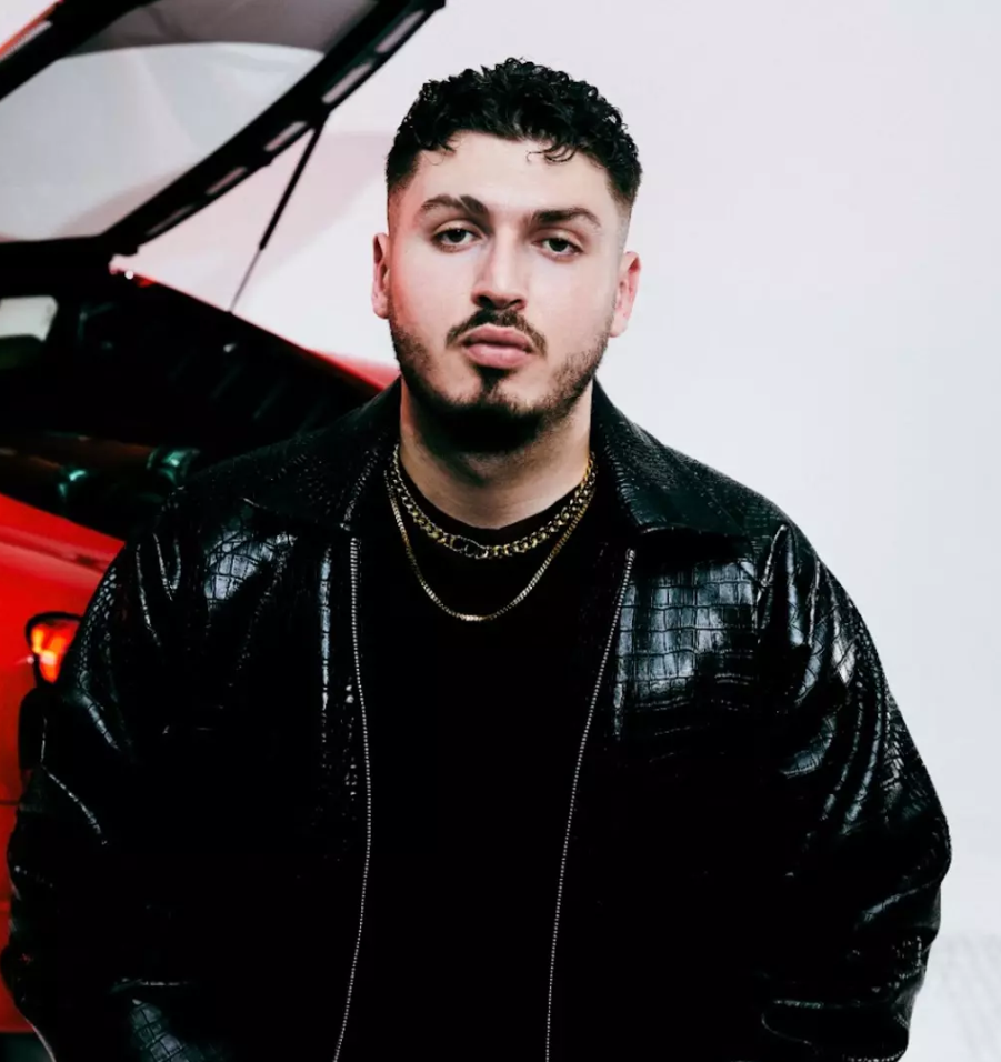 Ünlü Oyuncu Cemre Baysel’den Ünlü Rapçi, BLOK3 ile Aşk İddialarına Net Yanıt! Sessizliğini Bozdu, Sosyal Medya Sallandı - Resim : 2