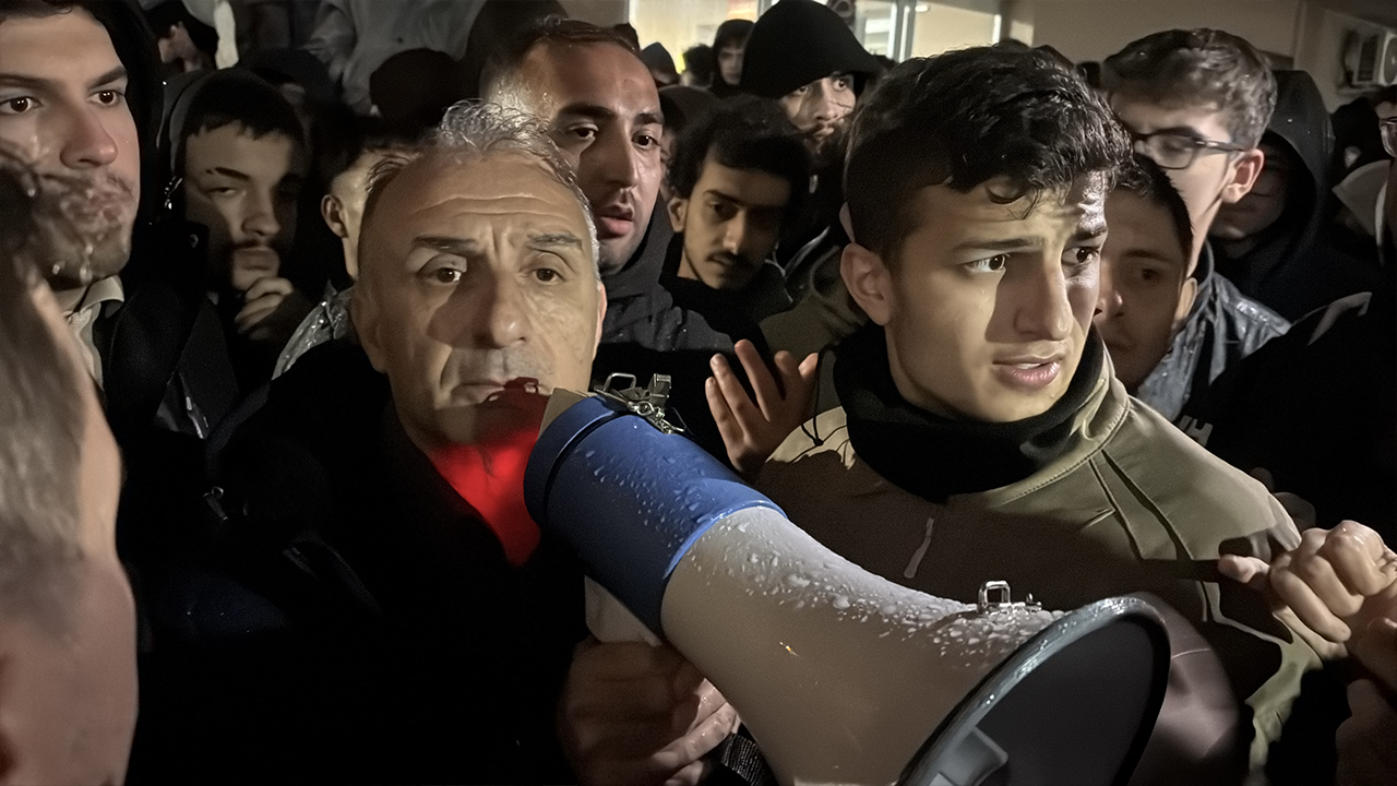 Edirne'de KYK Yurdunda Su Krizi! Öğrenciler Protesto Etti, Müdürlük Açıklama Yaptı - Resim : 2