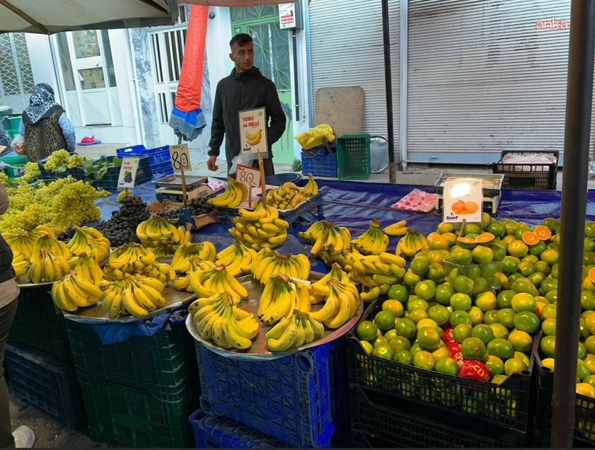 Pazarda Sebze Lüks, Zeytin Hayal Oldu: '1 Hafta Yetsin Diye Gıdım Gıdım Yiyoruz' - Resim : 2