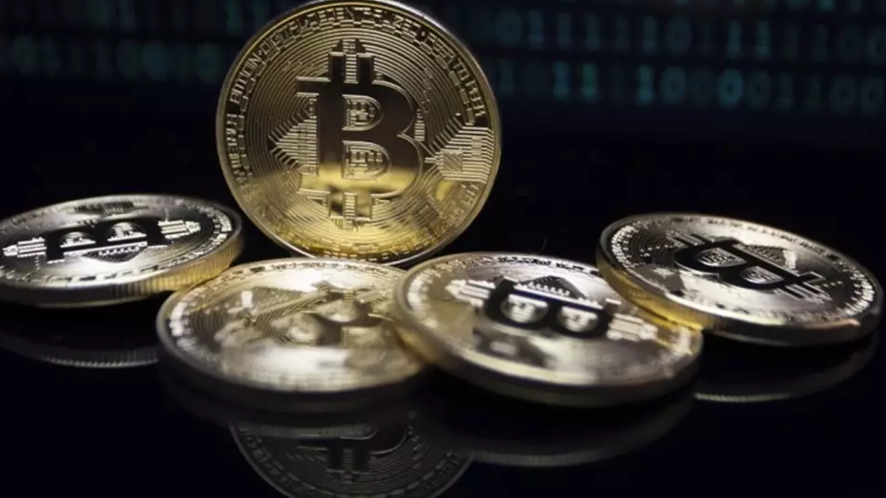 Kripto Piyasasında Deprem! Bitcoin'e ‘Trump’ Darbesi, Son 24 Saatte Yüzde 9’un Üzerinde Değer Kaybetti - Resim : 1