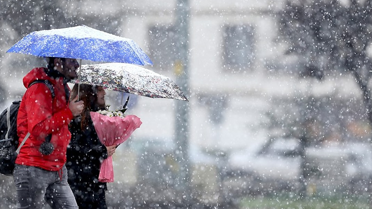 Meteoroloji Uzmanı Prof. Dr. Orhan Şen ‘Bu Akşam’ Diyerek Açıkladı! Hangi İlde Kar Kapıda? - Resim : 1