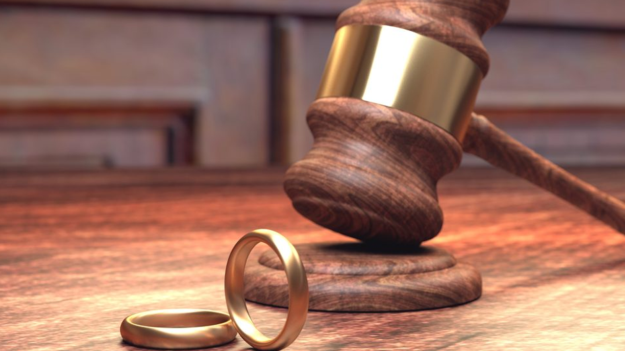 Yargıtay'dan Emsal Nitelikte ‘Aldatma’ Kararı! Eşini Takip Edip Kayda Almak Suç mu? - Resim : 2