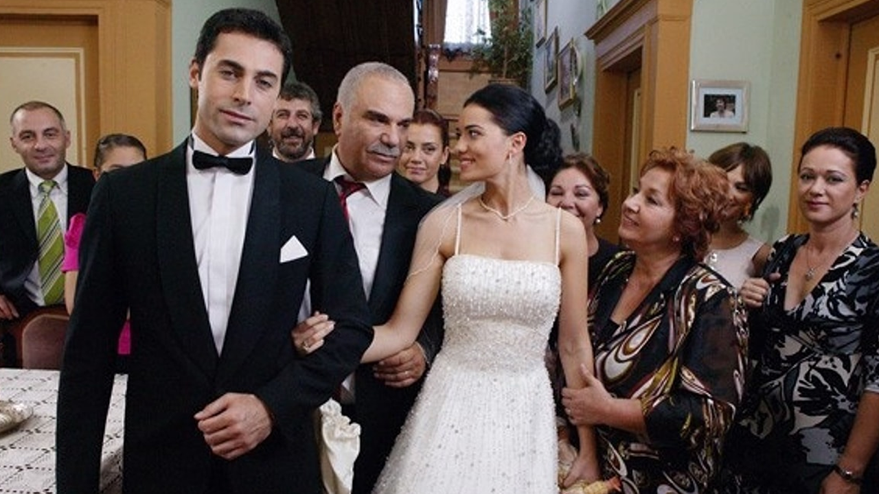 Ünlü Oyuncu Halil Ergün’den Yıllar Sonra Gelen 'Deniz Çakır' İtirafı! Bunca Zaman Söyleyememiş - Resim : 3