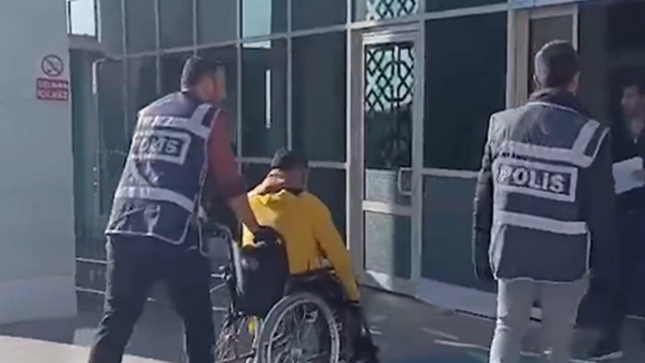 Canlı Yayında Kadına Şiddet! Bakan Yerlikaya 'Gereği Yapıldı' Diyerek Duyurdu - Resim : 1